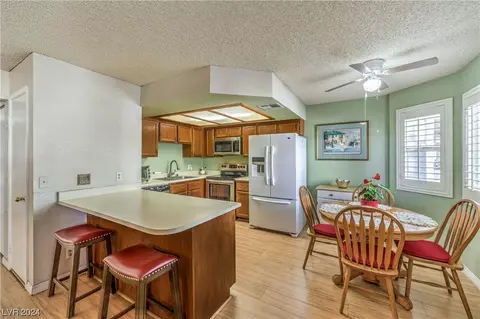1325 Pinto Rock Ln #102, Las Vegas, NV 89128