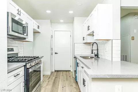 2200 S Fort Apache Rd #1166, Las Vegas, NV 89117