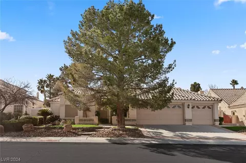 2201 Madagascar Ln, Las Vegas, NV 89117