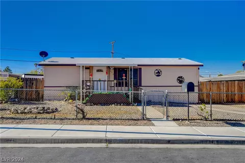 273 Navajo Dr, Henderson, NV 89015