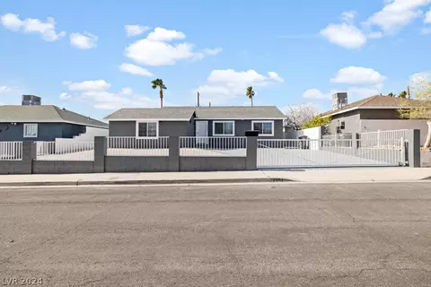 5509 Flower Cir, Las Vegas, NV 89107