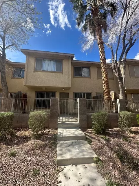 2221 Short Pine Dr, Las Vegas, NV 89108
