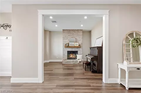 271 E Longacres Dr, Henderson, NV 89015 photo 34