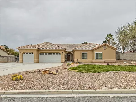 7240 N Pioneer Way, Las Vegas, NV 89131
