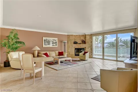 2857 Paradise Rd #302, Las Vegas, NV 89109