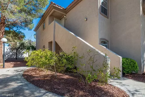 5415 W Harmon Ave #2121, Las Vegas, NV 89103