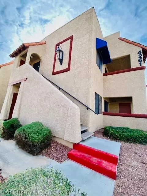 4261 Sanderling Cir #327, Las Vegas, NV 89103
