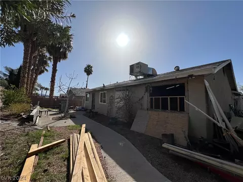 3908 Starflower Ct, Las Vegas, NV 89107