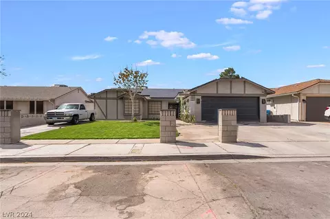 1711 Candice St, Las Vegas, NV 89156
