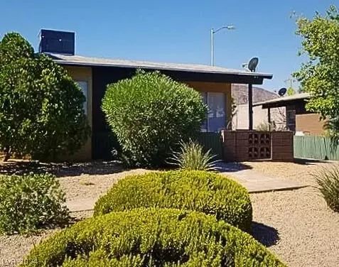 121 E Van Wagenen St #--, Henderson, NV 89015
