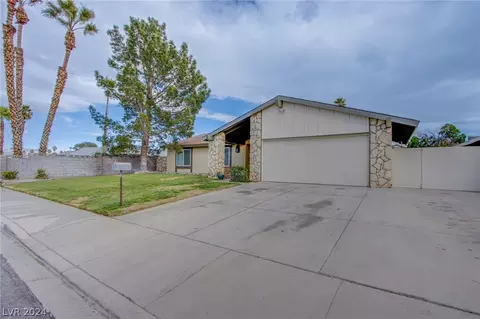 411 Lindy Dr, Las Vegas, NV 89107