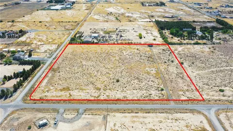 9801 S Vicki Ann Rd, Pahrump, NV 89048