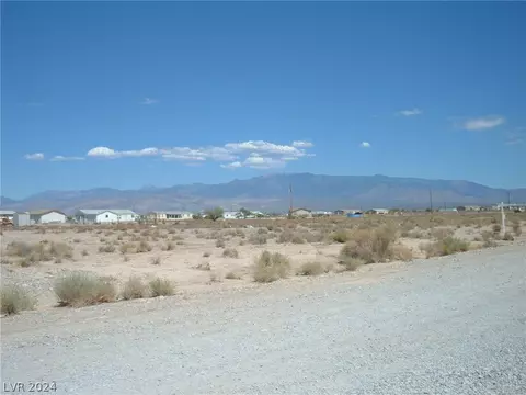 2230 E Shirley St, Pahrump, NV 89048