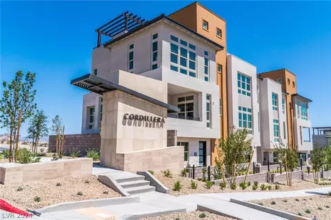 642 Grey Saker St, Las Vegas, NV 89138