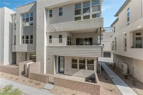 651 Grey Saker St, Las Vegas, NV 89138