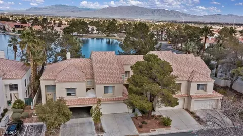7808 Bluewater Dr, Las Vegas, NV 89128