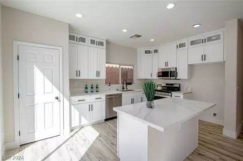 6177 Blue Rapids Ct, Las Vegas, NV 89139