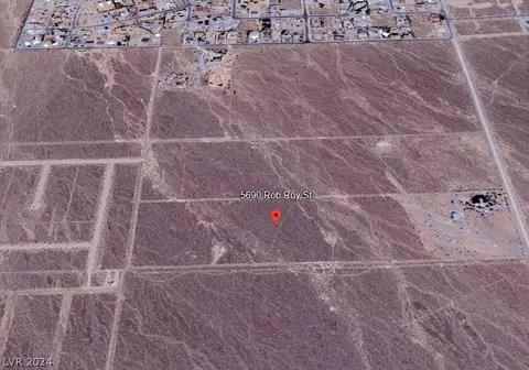 5690 N Rob Roy St, Pahrump, NV 89060