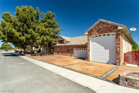 1080 Daytona St, Pahrump, NV 89048