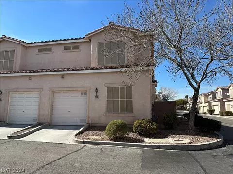 9559 Belle Fountain Ave, Las Vegas, NV 89123
