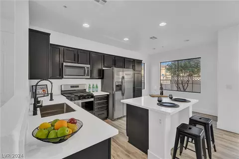 6446 Buttercup Creek St, North Las Vegas, NV 89084