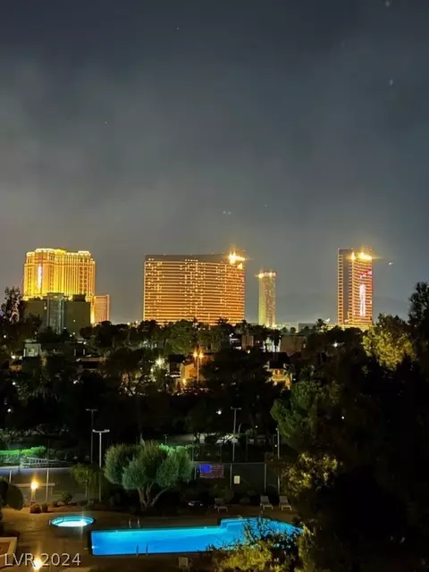750 S Royal Crest Cir #358, Las Vegas, NV 89169