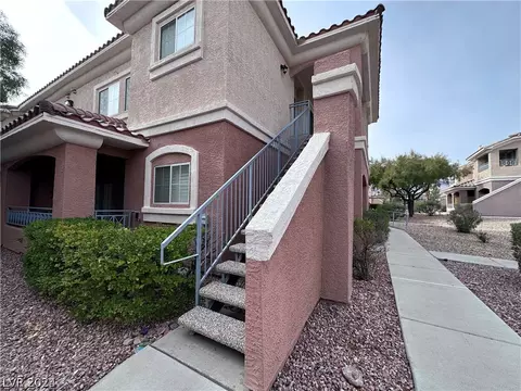 400 Amber Pine St #102, Las Vegas, NV 89144
