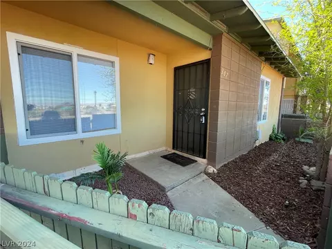 307 E Van Wagenen St #NONE, Henderson, NV 89015