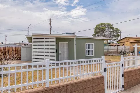 219 W Pacific Ave, Henderson, NV 89015