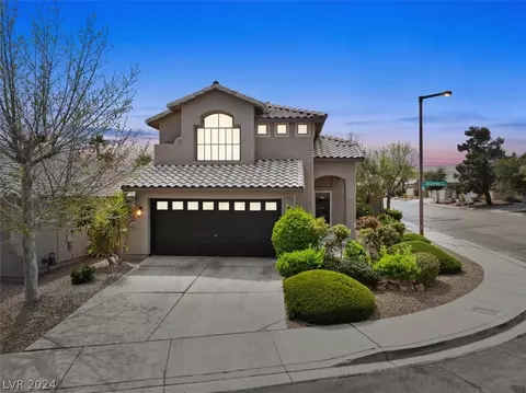 10549 Beachwalk Pl, Las Vegas, NV 89144