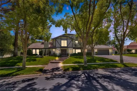 35 Quail Hollow Dr, Henderson, NV 89014