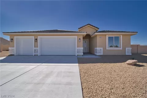 5331 Chasemoor St, Pahrump, NV 89061