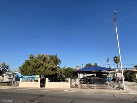 1852 Statz St, North Las Vegas, NV 89030