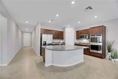 5148 Stonecrop St, North Las Vegas, NV 89031