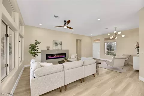 10306 Cogswell Ave, Las Vegas, NV 89134