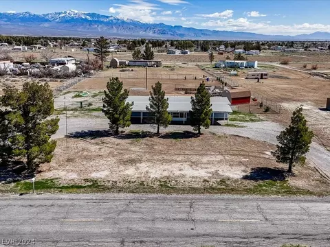 1201 Meier Dr, Pahrump, NV 89048