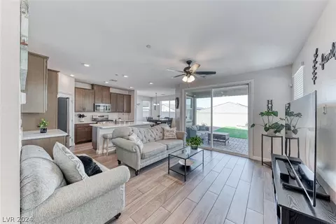 3738 Rosy Carina Pl, Henderson, NV 89052