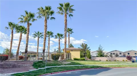 5975 Barbosa Dr #3, North Las Vegas, NV 89031
