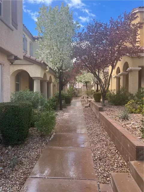 8556 Osmerea Ct, Las Vegas, NV 89149