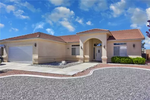 1930 S Vineyard E Dr, Pahrump, NV 89048
