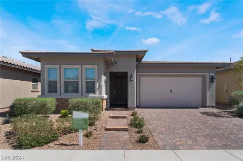 656 Longfeather St, Henderson, NV 89011