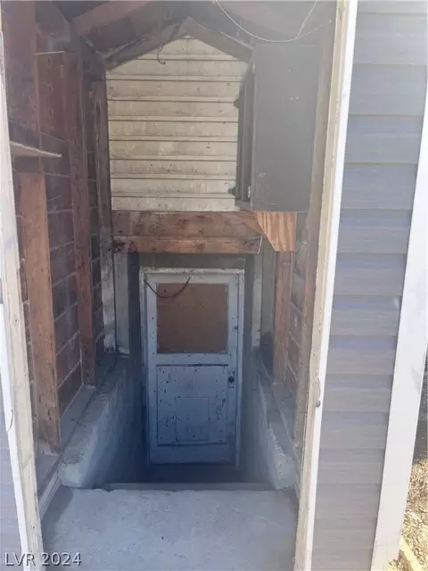 Exterior - 1213 Avenue E, Ely, NV 89301 photo 3 of 5