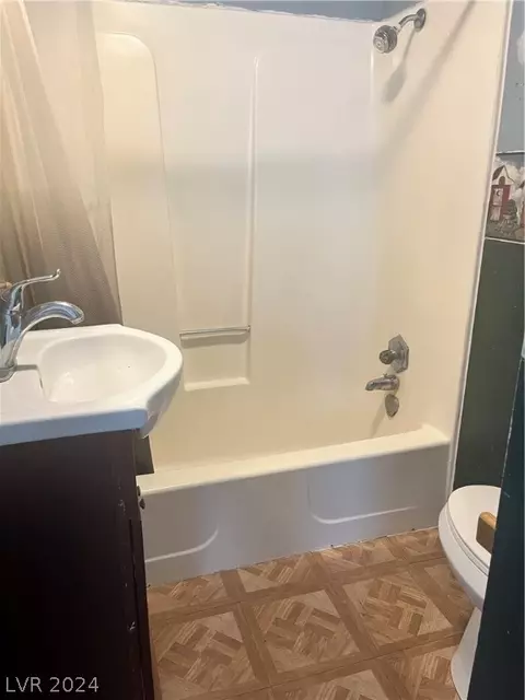 Bath - 1213 Avenue E, Ely, NV 89301 photo 2 of 2