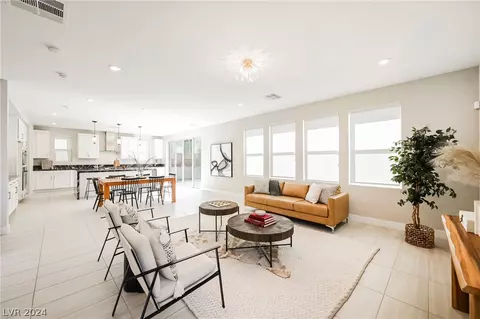 9737 Starlight Ridge Ave, Las Vegas, NV 89148