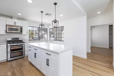387 Norlina Ct, Henderson, NV 89014