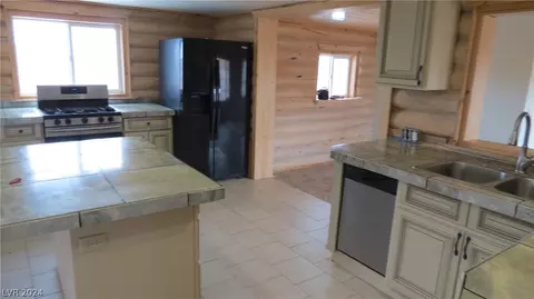 Kitchen - 719 E 308th South St, Ely, NV 89301 photo 3 of 4