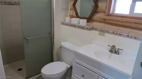 Bath - 719 E 308th South St, Ely, NV 89301 photo 2 of 4