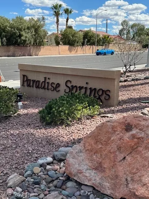 5438 Birchbrook Ct, Las Vegas, NV 89120
