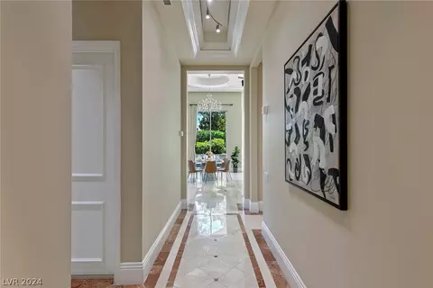 2777 Paradise Rd #106, Las Vegas, NV 89109