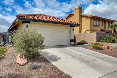 136 Moose Ln, Las Vegas, NV 89145